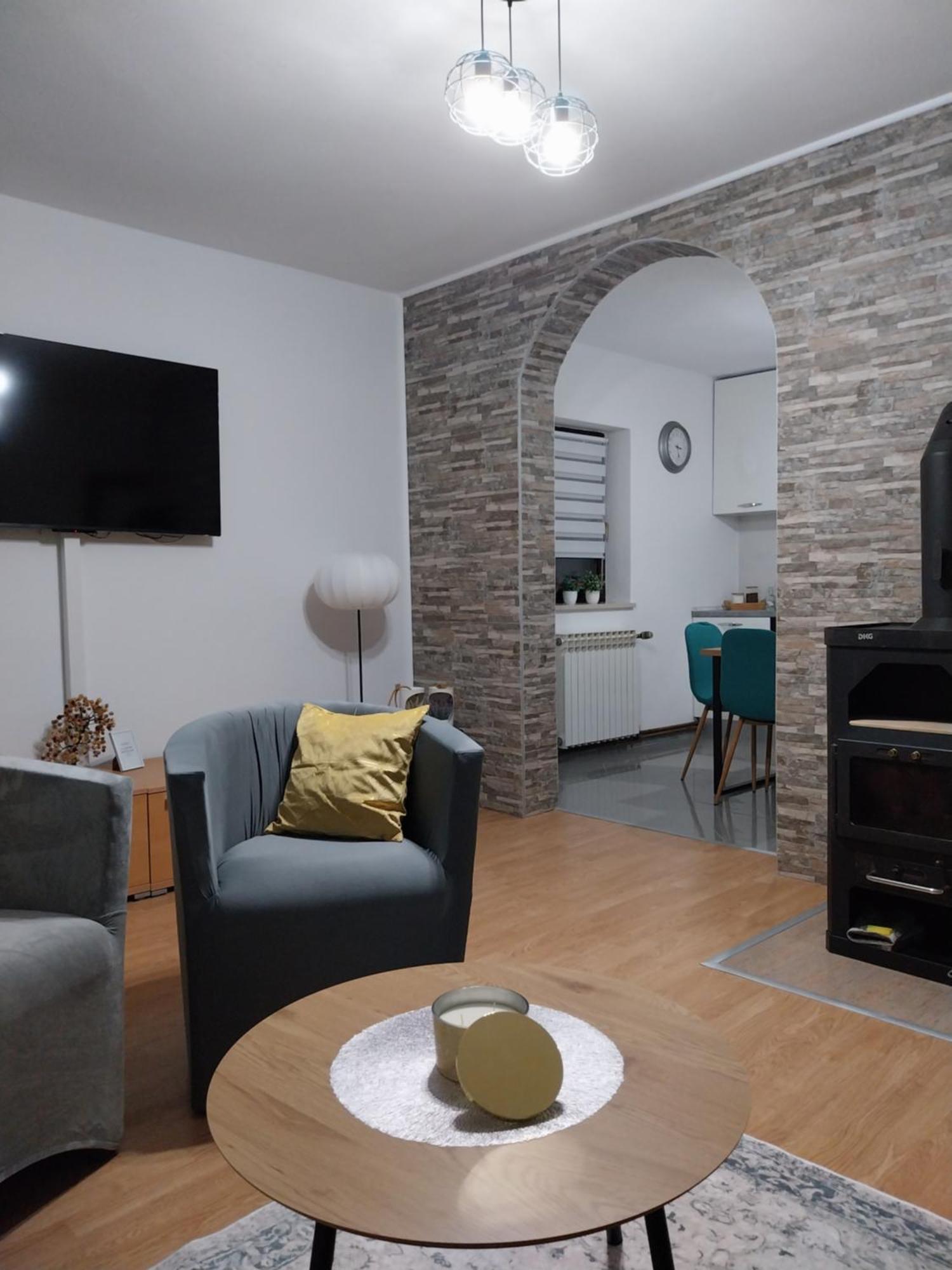 Apartment Petra I Nikola Seliste Dreznicko Esterno foto